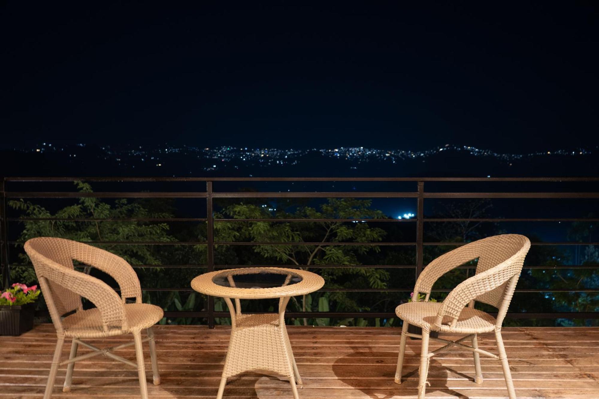 Cave Hill By Ferns Hotel Aizawl Luaran gambar